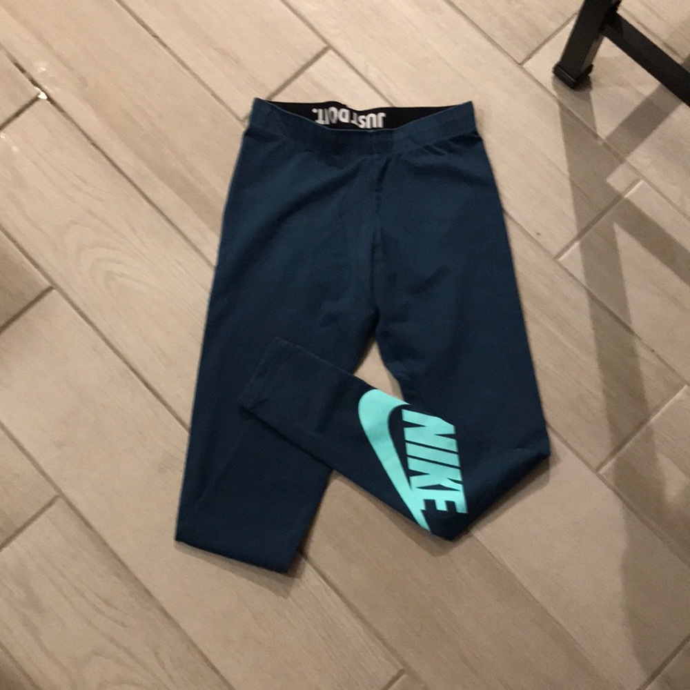 Nike leggings